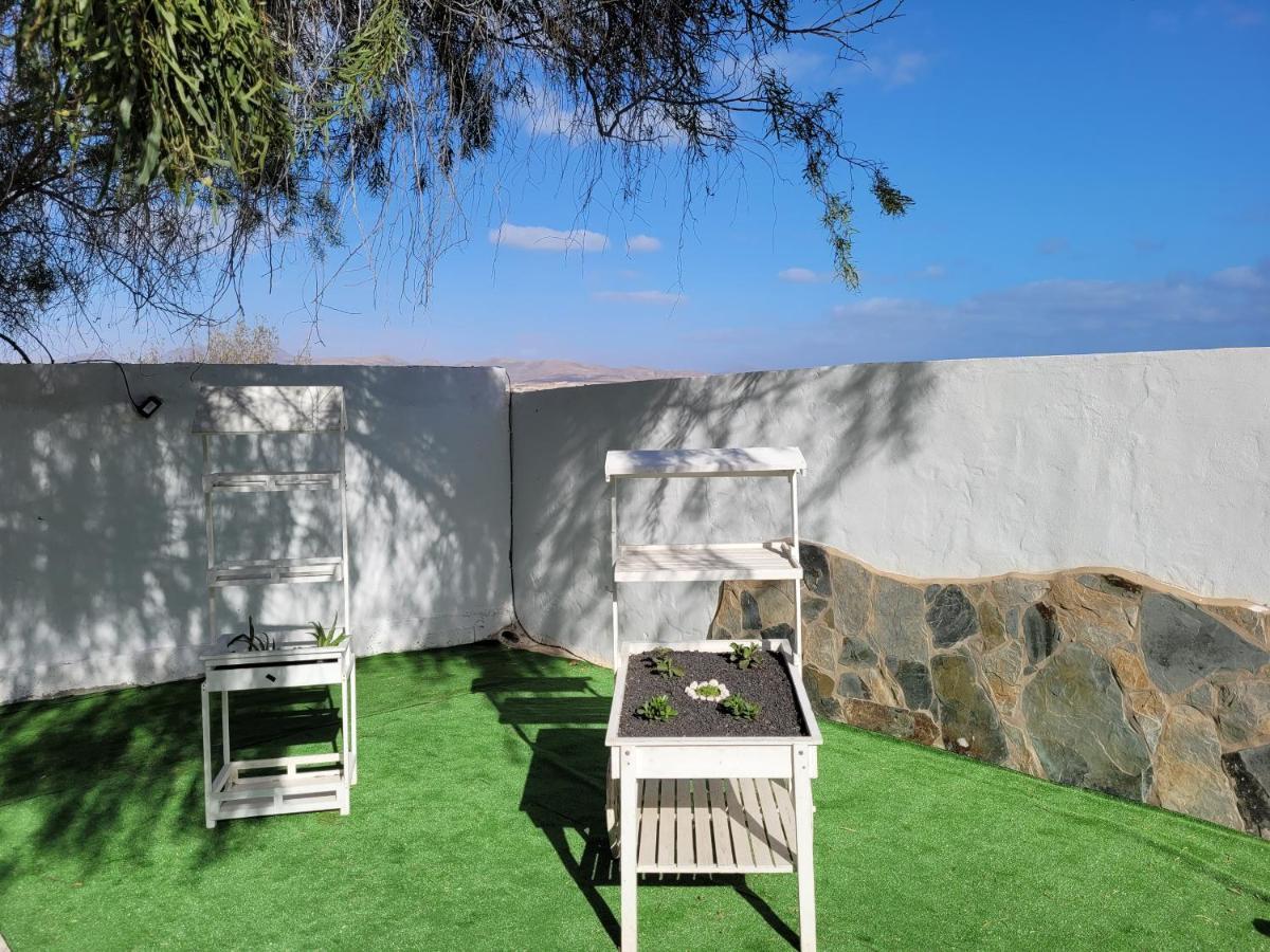 Fuerte Action Guest House Costa Calma Exterior foto